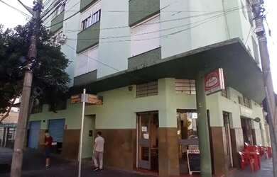 Imagem: O apartamento possui 2 Dormitórios, 1 Banheiro, 98m² de Área