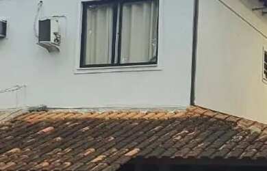 Imagem: A casa em condomínio possui 2 Dormitórios, 2 Banheiros, 2