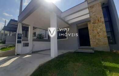 Imagem: A casa em condomínio possui 3 Dormitórios, 2 Banheiros, 2