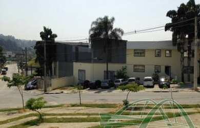 Imagem: O depósito possui 1.130m² de Área e está localizado em