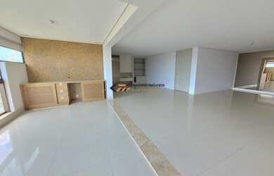 Imagem: O apartamento possui 4 Dormitórios, 5 Banheiros, 4 Vagas na