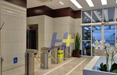 Imagem: O depósito possui 1 Vaga na garagem, 37m² de Área e está