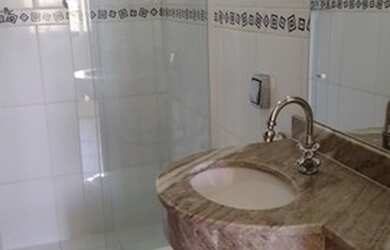 Imagem 2: Cabo Frio/Porto do Carro - Linda casa em condomínio, salão, 4 qtos