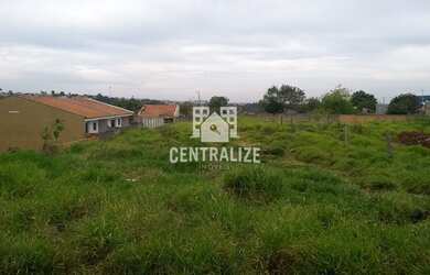 Imagem: O terreno possui 784m² de Área e está localizado em Uvaranas