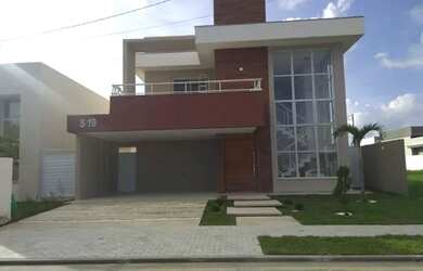 Imagem: A casa possui 4 Dormitórios, 3 Banheiros, 4 Vagas na garagem