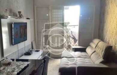 Imagem: A casa possui 3 Dormitórios, 2 Banheiros, 1 Vaga na garagem