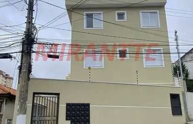 Imagem: A casa em condomínio possui 2 Dormitórios, 1 Banheiro e 45m²