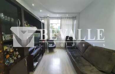 Imagem: O apartamento possui 3 Dormitórios, 1 Banheiro, 1 Vaga na garagem