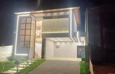 Imagem: A casa em condomínio possui 4 Dormitórios, 4 Banheiros, 4