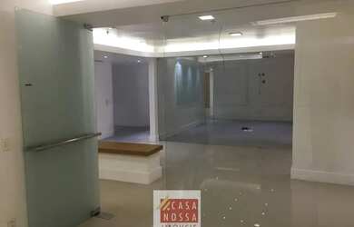 Imagem: O depósito possui 2 Vagas na garagem e 85m² de Área e está