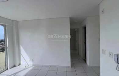 Imagem: O apartamento possui 2 Dormitórios, 2 Banheiros, 2 Vagas na