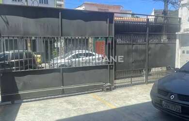 Imagem: O depósito possui 902m² de Área e está localizado em Botafogo