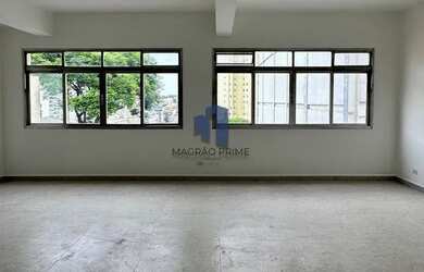 Imagem: O depósito possui 80m² de Área, Imóvel novo e está localizado