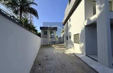 Imagem 11: Casa para Venda em Araruama, Areal, 3 dormitórios, 2 suítes, 1 banheiro,...