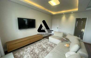 Imagem: O apartamento possui 4 Dormitórios, 2 Banheiros, 1 Vaga na