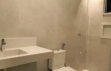 Imagem 13: ARNIQUEIRA CONJ 3, CASA 3 SUÍTES CLOSET, PISC/CHURR, FINO ACAB, CONDOMÍNIO, AC IMÓVEL