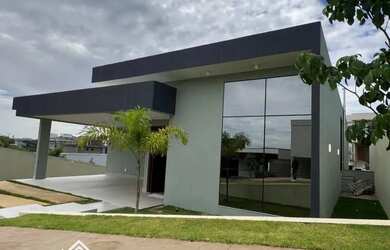 Imagem: A casa em condomínio possui 4 Dormitórios, 5 Banheiros, 4