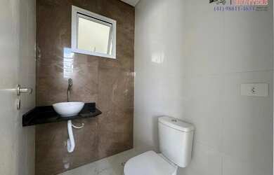 Imagem 3: Sobrado Triplex em Condomínio, com 3 Quartos, no bairro Alto