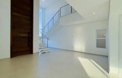 Imagem 2: Sobrado á venda no Condomínio São Nicolau em Atibaia -SP dentro da...