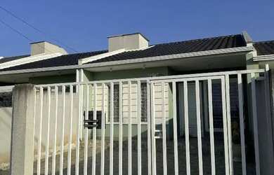 Imagem: A casa possui 2 Dormitórios, 1 Banheiro e 120m² de Área e