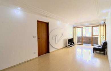 Imagem: O apartamento possui 3 Dormitórios, 3 Banheiros, 2 Vagas na