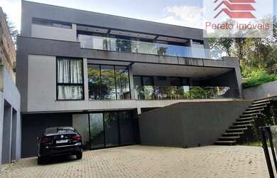 Imagem: A casa em condomínio possui 3 Dormitórios, 4 Banheiros, 4