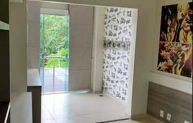 Imagem 3: VENDO OU ALUGO LINDA CASA EM CONDOMÍNIO FECHADO, TODA NO FINO ACABAMENTO