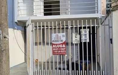 Imagem: A casa possui 2 Dormitórios, 2 Banheiros, 1 Vaga na garagem