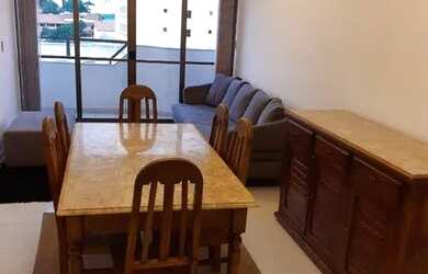 Imagem: O apartamento possui 3 Dormitórios, 1 Banheiro, 2 Vagas na