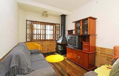 Imagem 16: Sobrado em Nonoai. Churrasqueira, Guarda roupa, 218m² de Áreae1 Banheiro