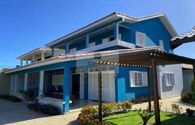 Imagem: A casa em condomínio possui 4 Dormitórios, 4 Banheiros, 4