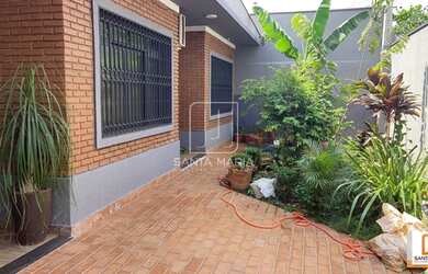 Imagem: O depósito possui 4 Vagas na garagem, 186m² de Área e está