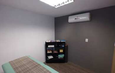 Imagem: O quarto possui Imóvel novo e está localizado em Tambaú