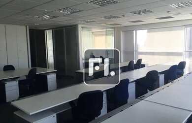 Imagem: O depósito possui 5 Vagas na garagem, 456m² de Área e Imóvel