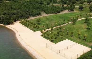 Imagem: O terreno possui 415m² de Área e está localizado em Área