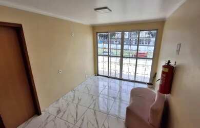 Imagem 5: Excelente Casa Comercial de Esquina c/ 5 Salas Climatizada e Armários...