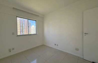 Imagem 12: Apartamento 3/4 excelente a venda na Pituba, dependência, nascente, 2...