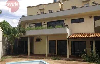 Imagem: O depósito possui 3 Vagas na garagem, 464m² de Área e está