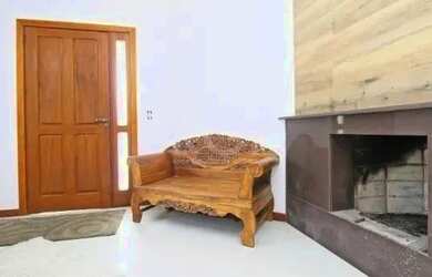 Imagem 10: Casa em Porto Alegre, no bairro Hípica, com 3 dormitório s , e 3 banheiros,...