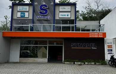 Imagem: O depósito possui 4 Vagas na garagem, 310m² de Área e está