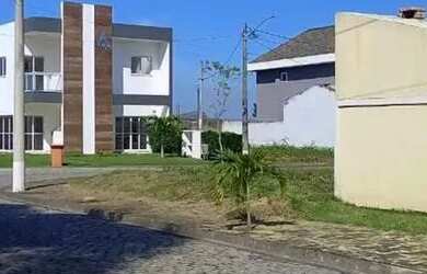 Imagem: O terreno possui 180m² de Área, Imóvel novo e está localizado