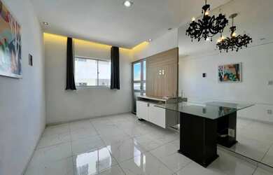 Imagem: O apartamento possui 2 Dormitórios, 2 Banheiros, 1 Vaga na