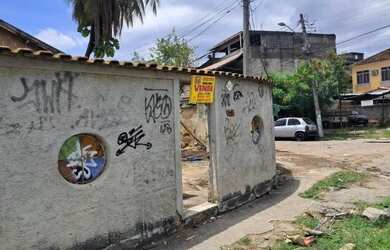 Imagem: O terreno possui 300m² de Área e está localizado em Realengo