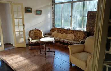 Imagem 6: Linda casa estilo castelo