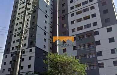 Imagem: O apartamento possui 3 Dormitórios, 1 Banheiro, 2 Vagas na