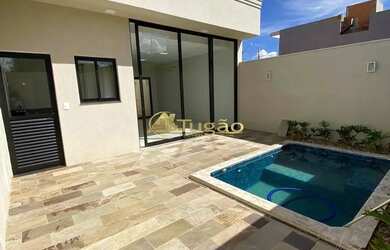 Imagem: A casa em condomínio possui 3 Dormitórios, 4 Banheiros, 4