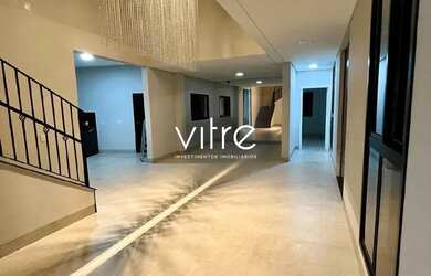 Imagem: A casa possui 4 Dormitórios, 5 Banheiros, 5 Vagas na garagem