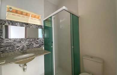 Imagem: A casa em condomínio possui 3 Dormitórios, 2 Banheiros, 2