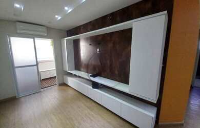 Imagem: O apartamento possui 3 Dormitórios, 2 Banheiros, 2 Vagas na