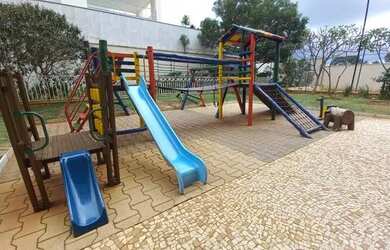 Imagem: O apartamento possui 3 Dormitórios, 5 Banheiros, 3 Vagas na